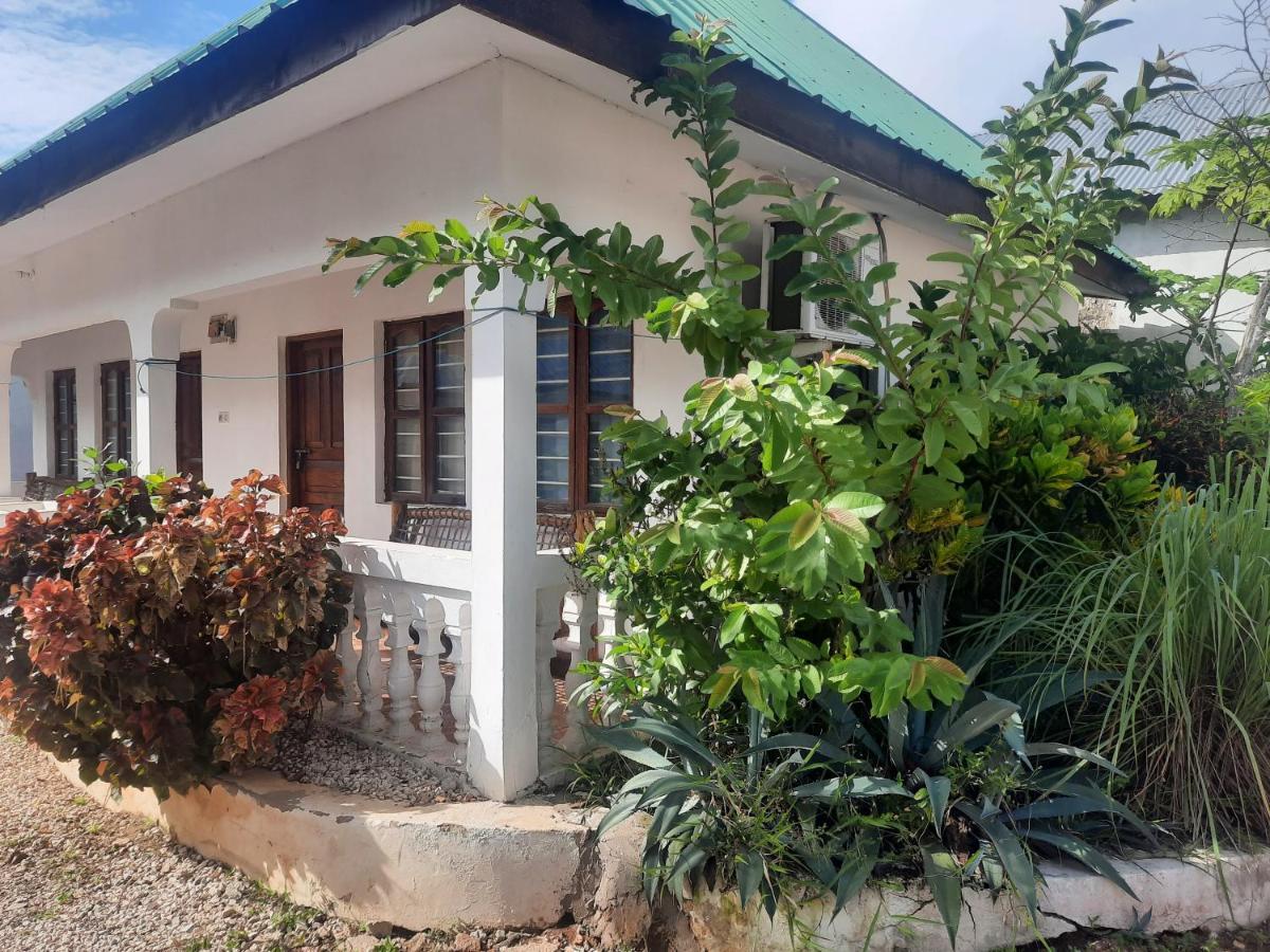 Ames Nungwi Acomodação com café da manhã Exterior foto