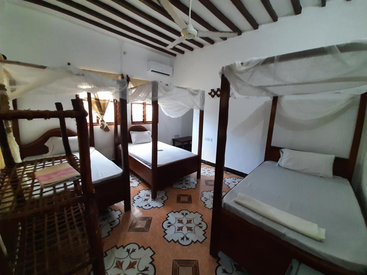 Ames Nungwi Acomodação com café da manhã Quarto foto